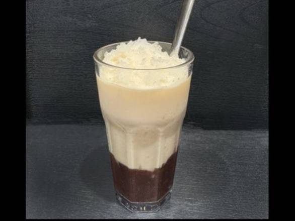 DC13 Glace aux haricots rouges au lait évaporé 怀旧红豆冰